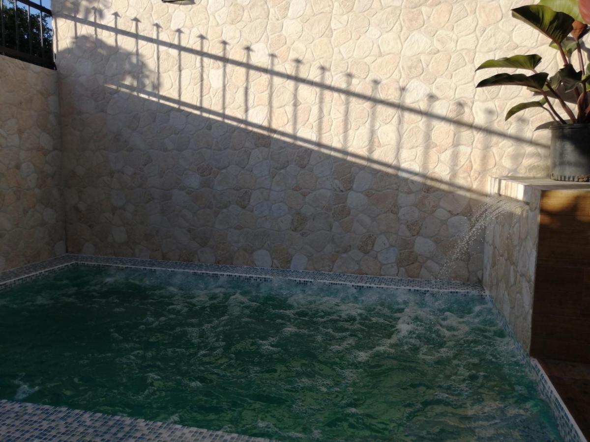 Villa Laura Jarabacoa Exteriör bild